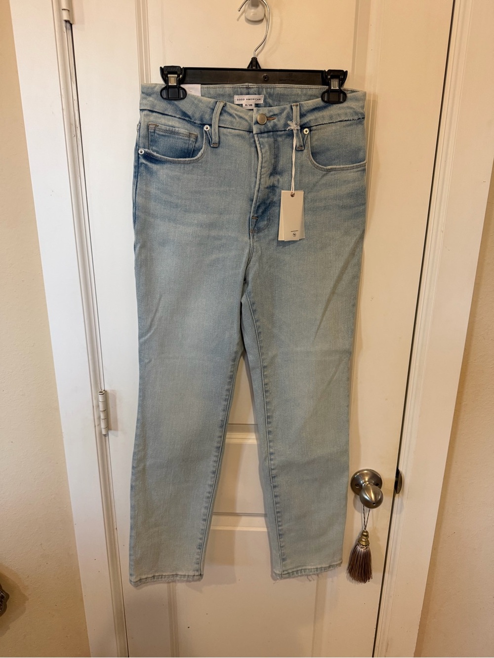 NWT Good American “Good Classic” Light Wash High-Rise Women’s Jeans